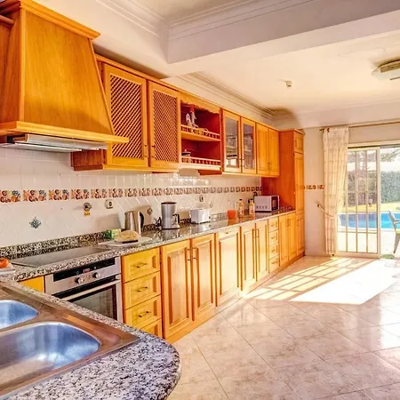 Belo Horizonte By * Porches (Algarve)